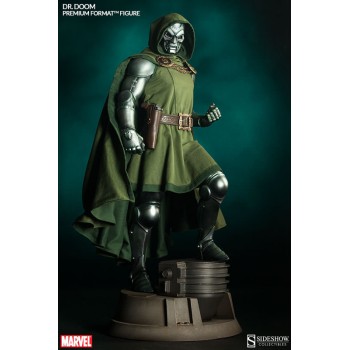 Marvel Premium Format Figure Dr Doom 60 cm